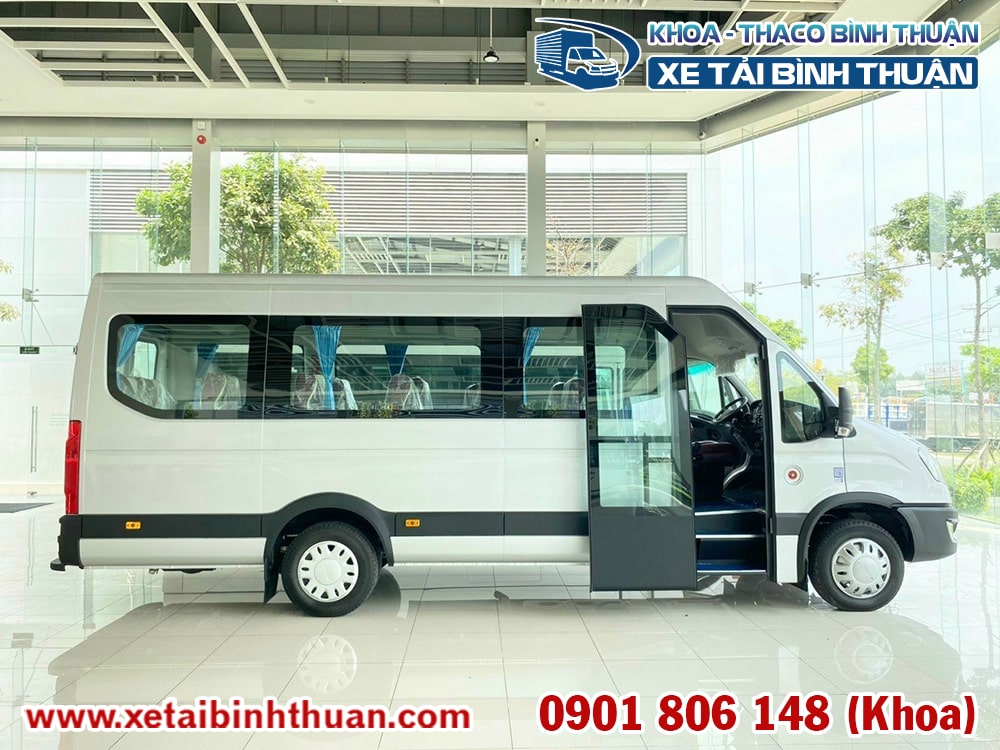 XE KHÁCH IVECO DAILY PLUS 16 CHỔ CÓ BẦU HƠI THƯƠNG HIỆU Ý