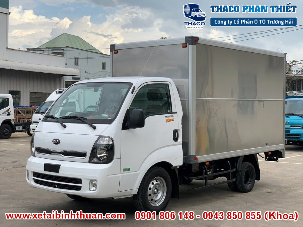 Xe tải KIA K200 Thùng Kín Màu Trắng