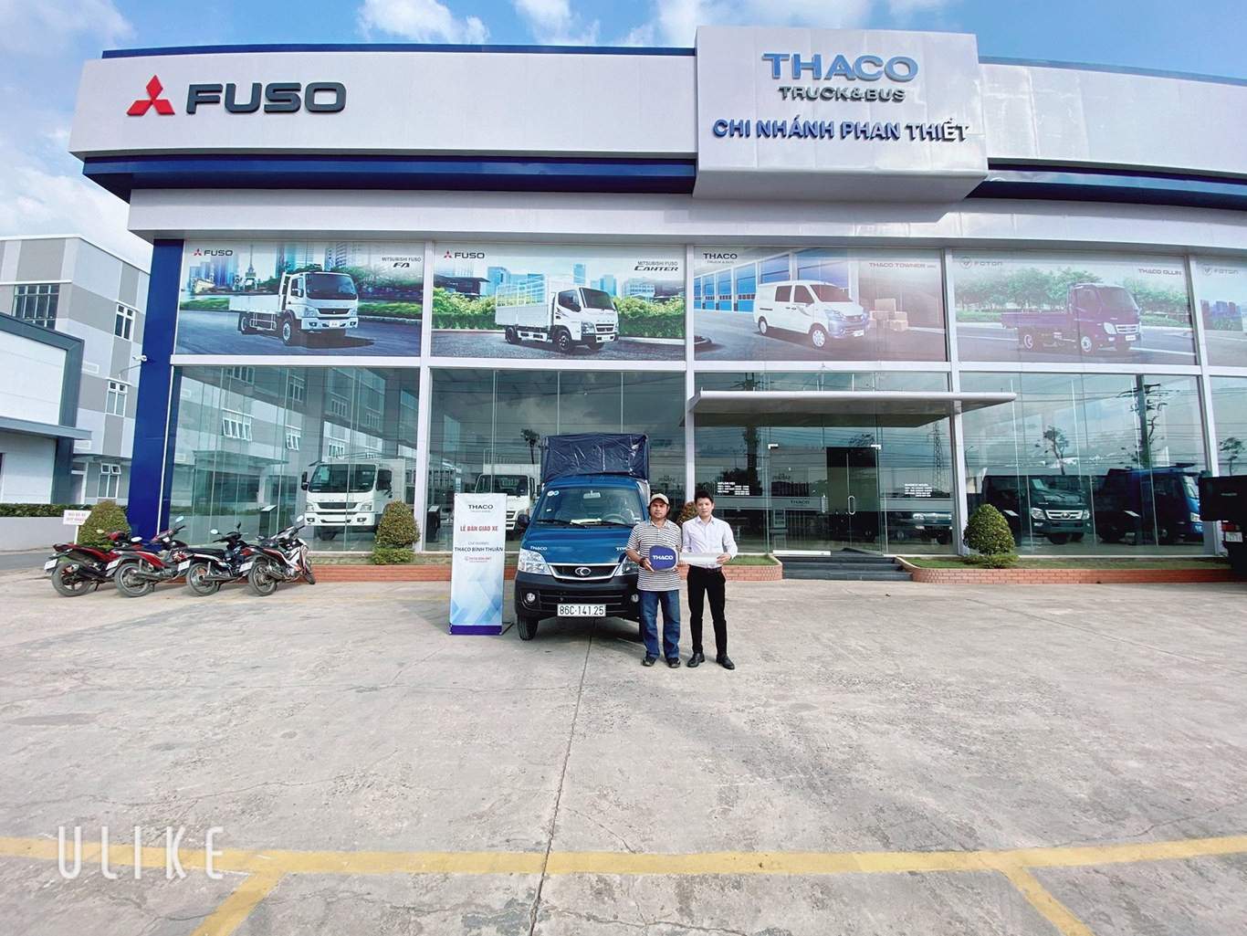 Hình ảnh giao xe cho khách12
