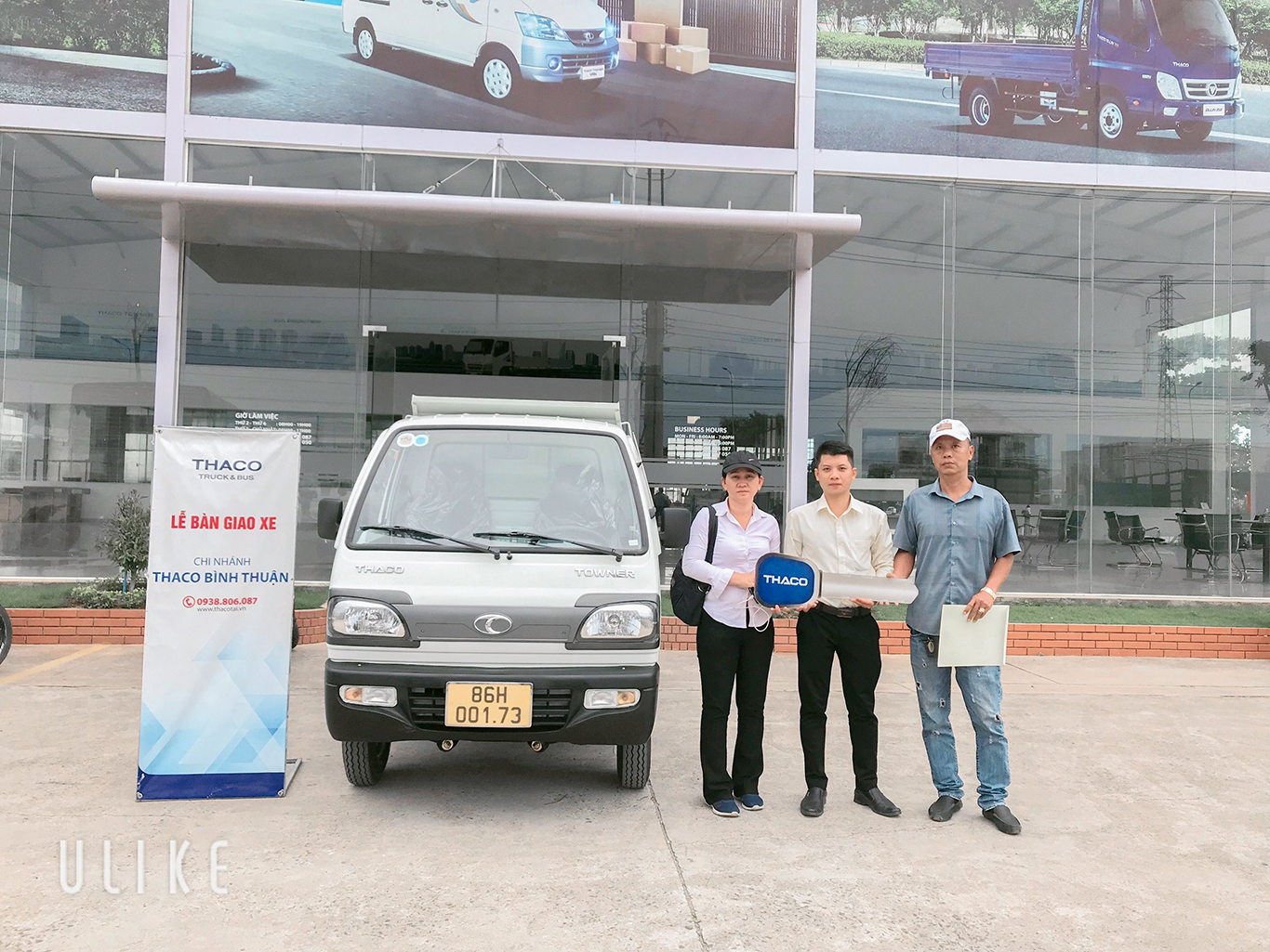 Hình ảnh giao xe cho khách6